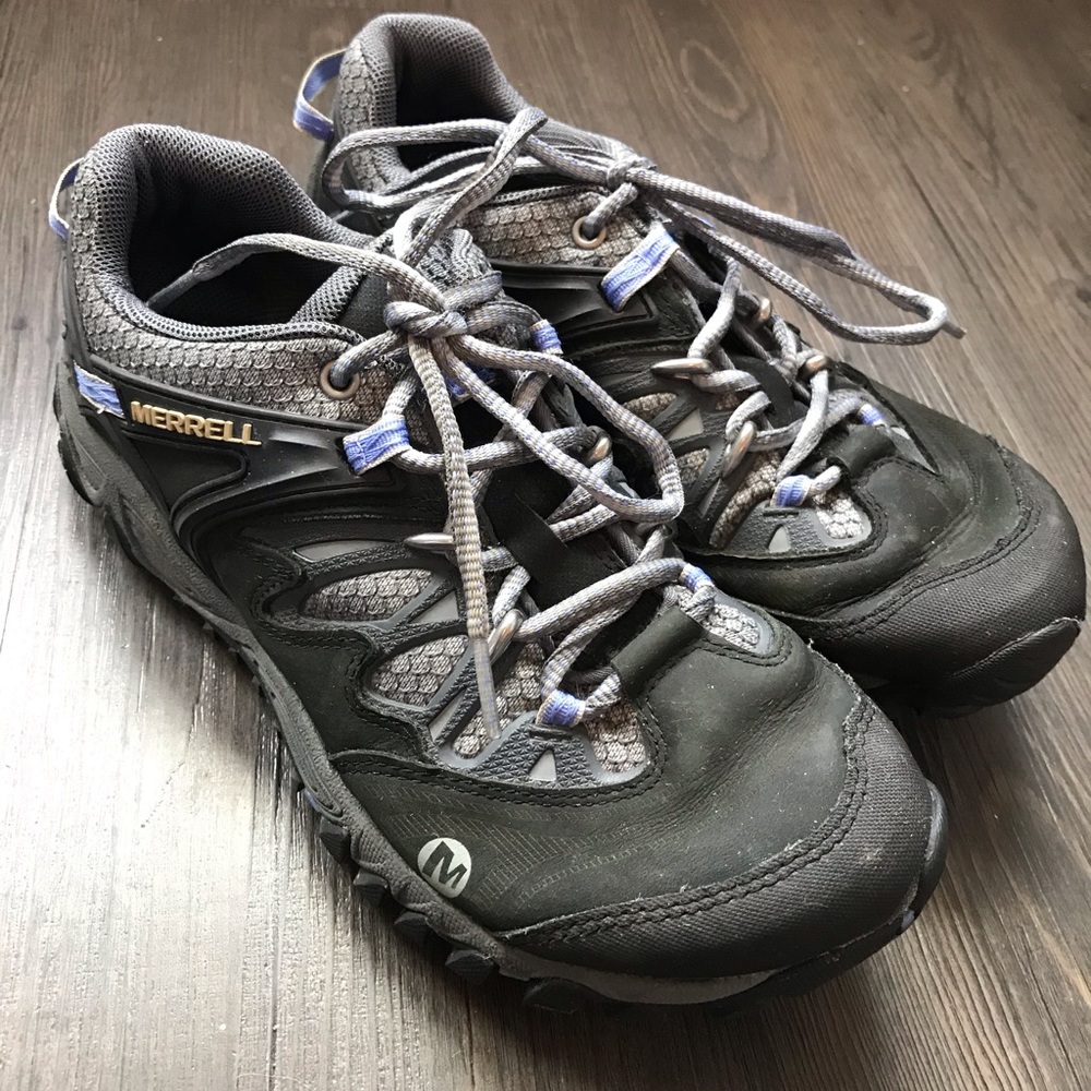 Sz 8 Merrell hiking shoes